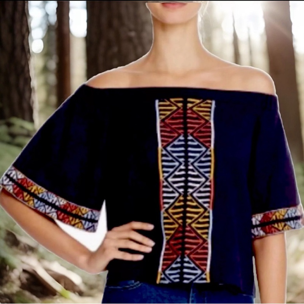 CHA CHA VENTE Off-Shoulder Embroidered Bohemian Top